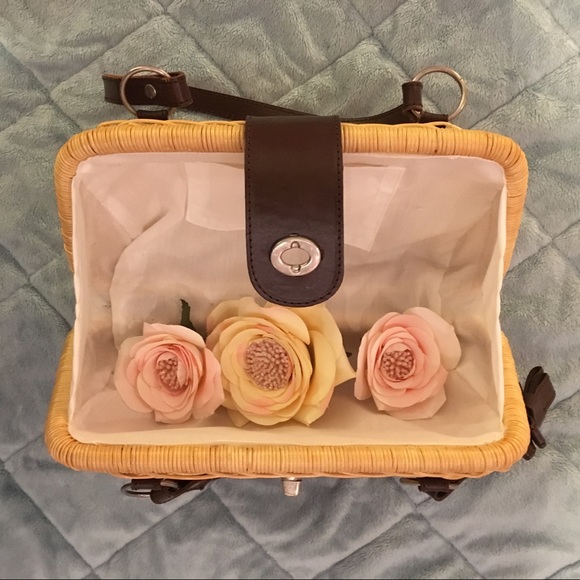 Basket Purse - Picture 4 of 4